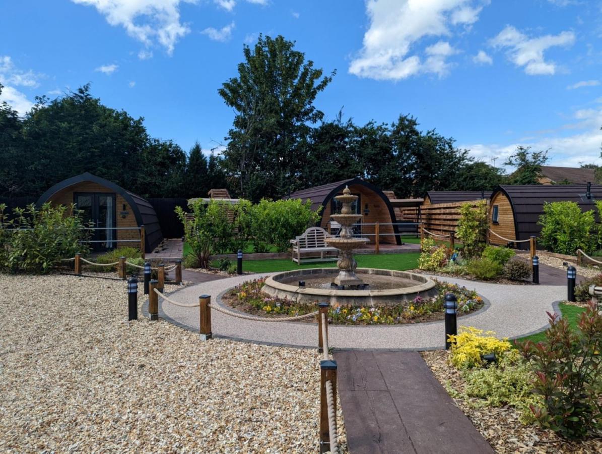 Peacock Lake Glamping Vila Nottingham Exterior foto